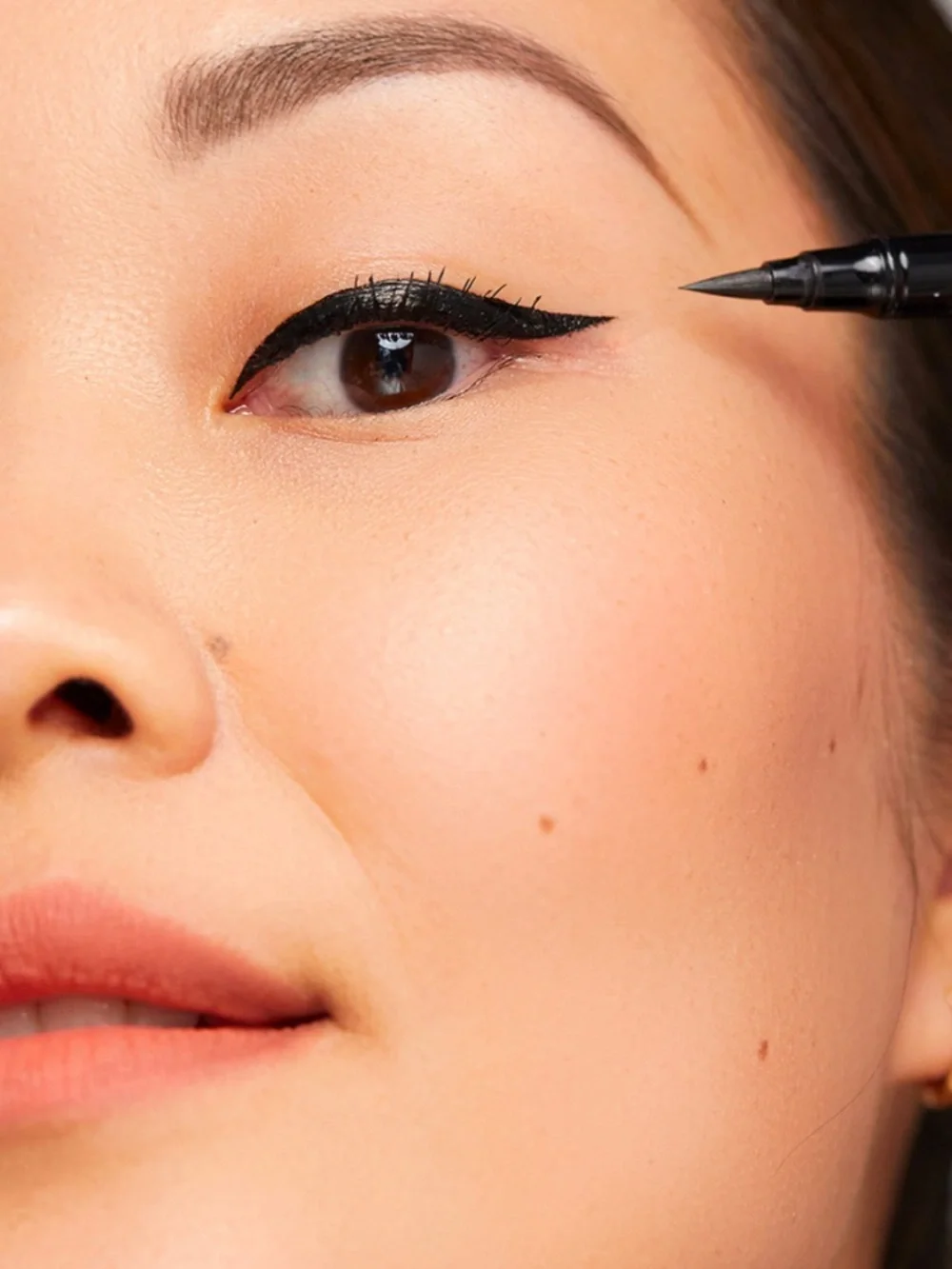 Rare Beauty Perfect Strokes Matte Liquid Liner